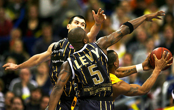 的冷静令人 的冷静令人